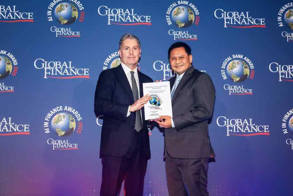 KBTG_GlobalFinance2025Award_KhunKrating