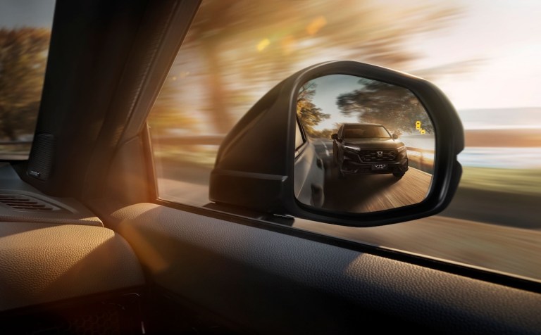 Blind Spot Information (BSI)