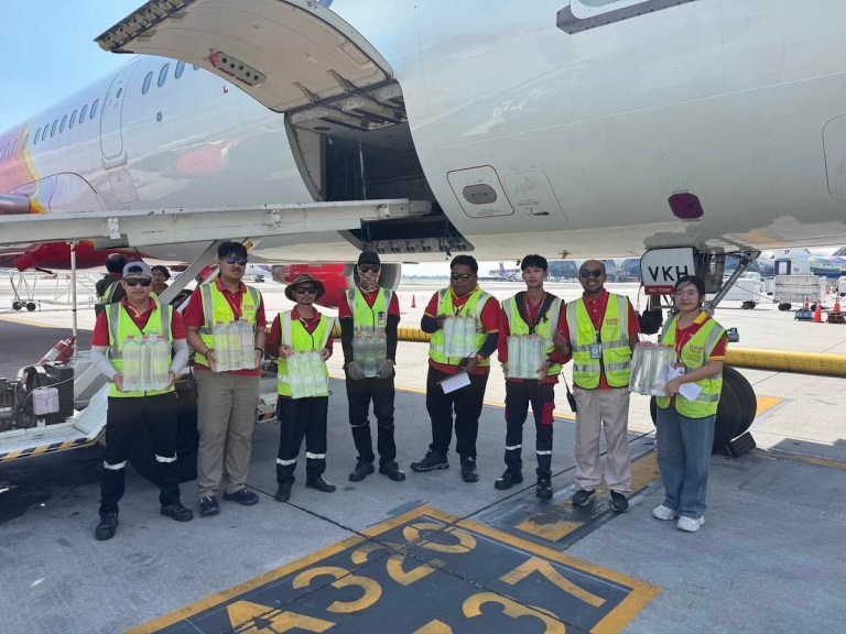 Vietjet Thailand Flood Relief Efforts 0