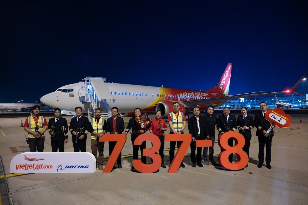 เวียตเจ็ทไทยแลนด์รับมอบ Boeing 737-8 (Main)