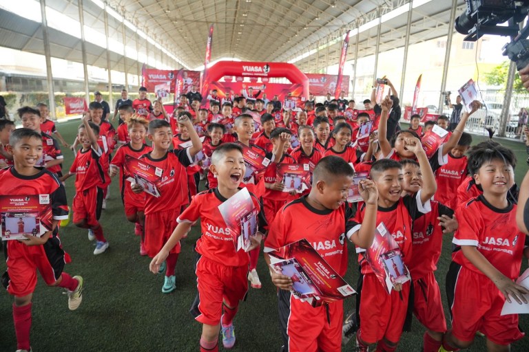 Yuasa-Football-5
