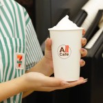 มะพร้าวนมสดปั่นจาก All Cafe