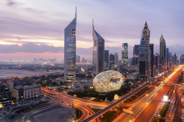 Emirates Dubai Sky Line