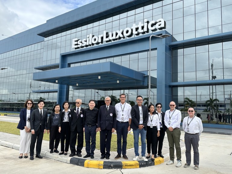 Top Charoen_EssilorLuxottica Rayong
