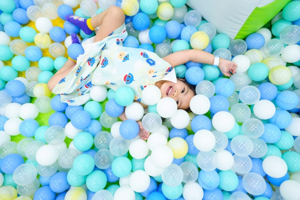 Bouncetopia_Happitat
